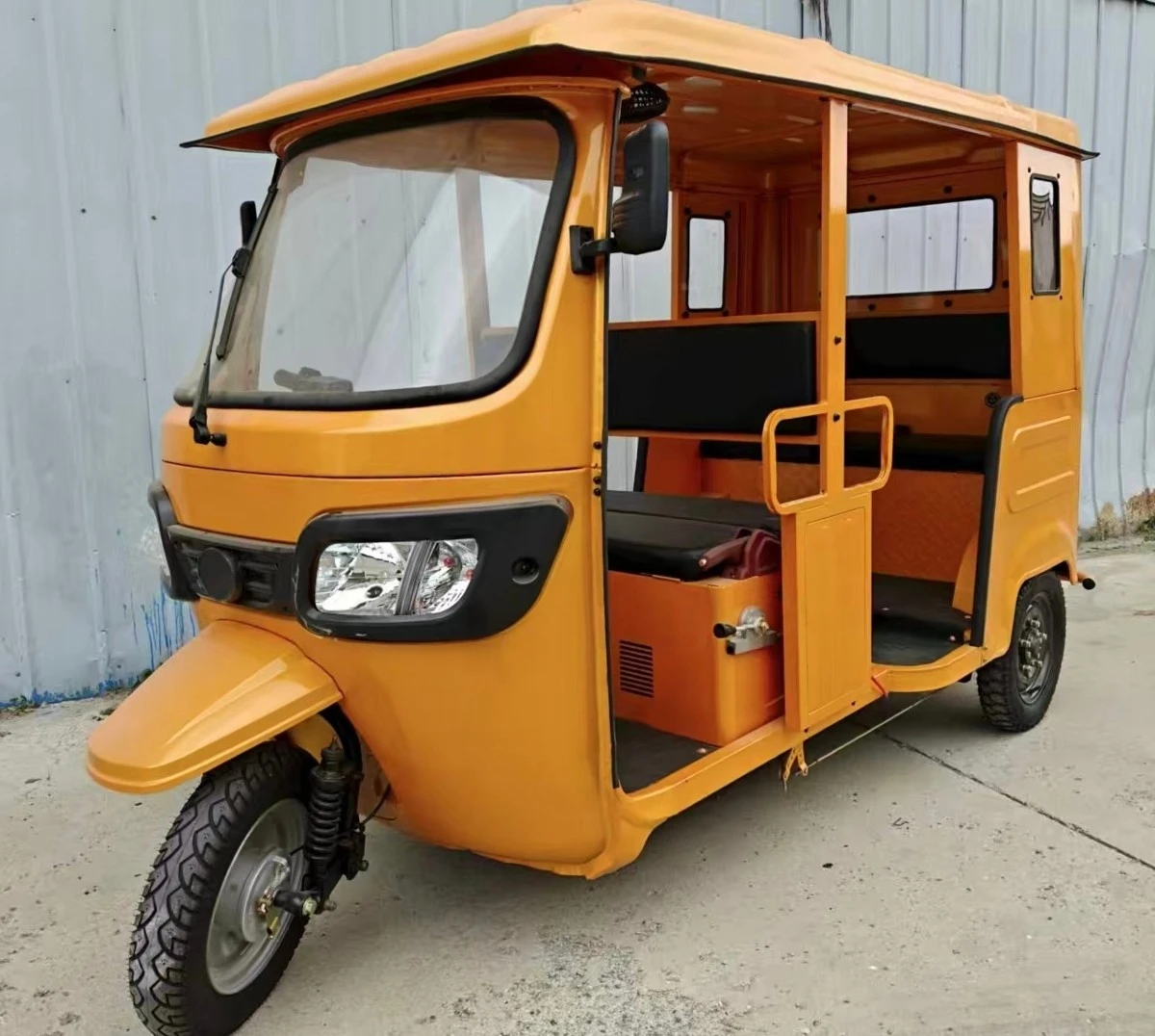 Electric Passenger Tricycle for Adults 2 Electric Passenger Tricycle for Adults 2